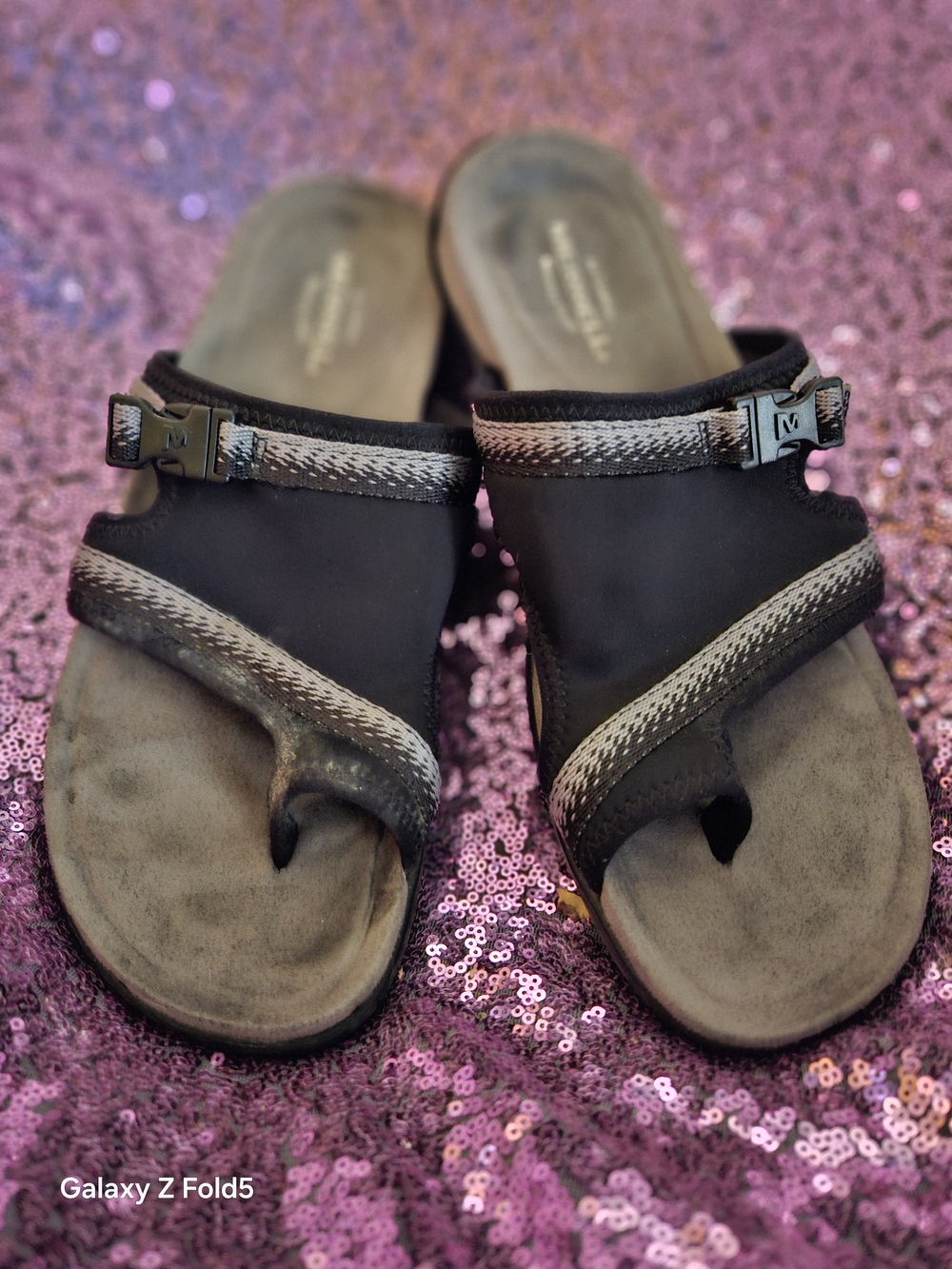 Black Slip-On Toe-Loop Sandals with Gray Trim - Women's Merrell